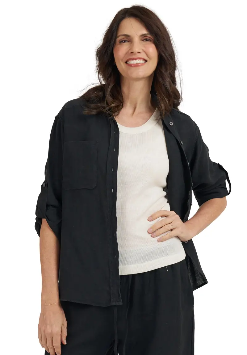 Luna Black Oversized Linen Shirt With Pockets 1
