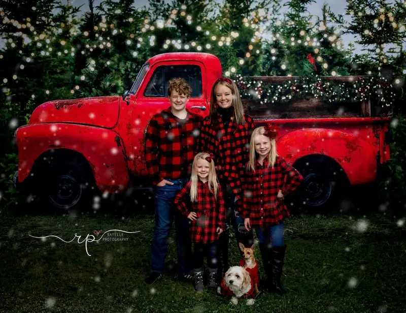 X Drop Vintage Red Truck Christmas 1